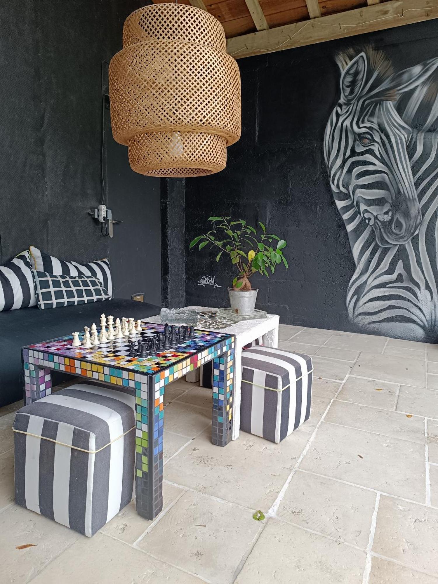 Buky Palace Pons Εξωτερικό φωτογραφία