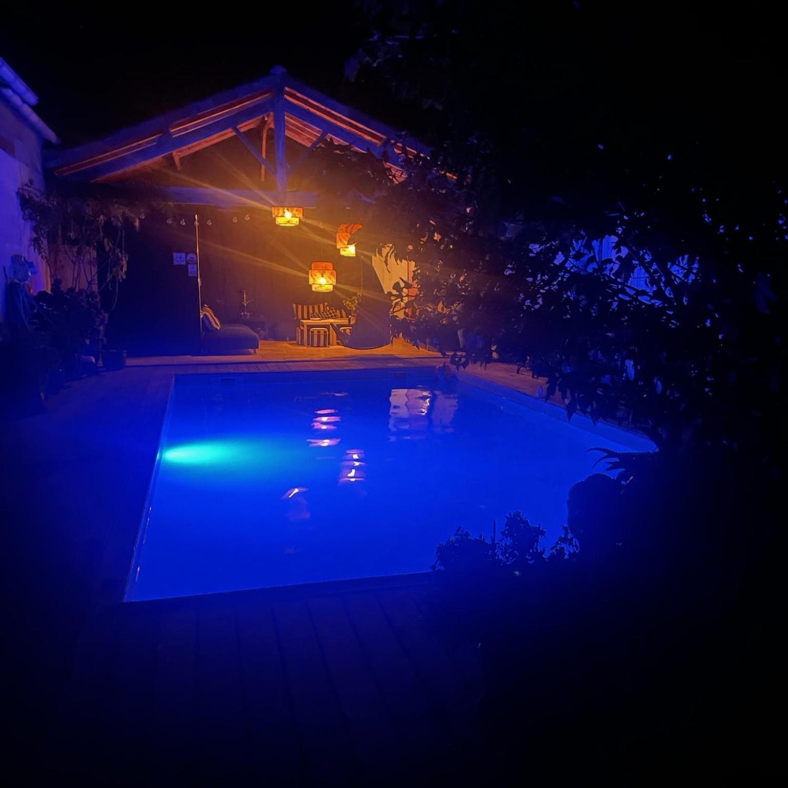 Buky Palace Pons Εξωτερικό φωτογραφία